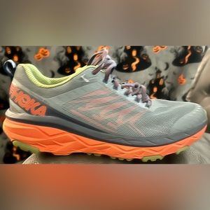 Like New Hoka Challenger AT 5 Size 10.5